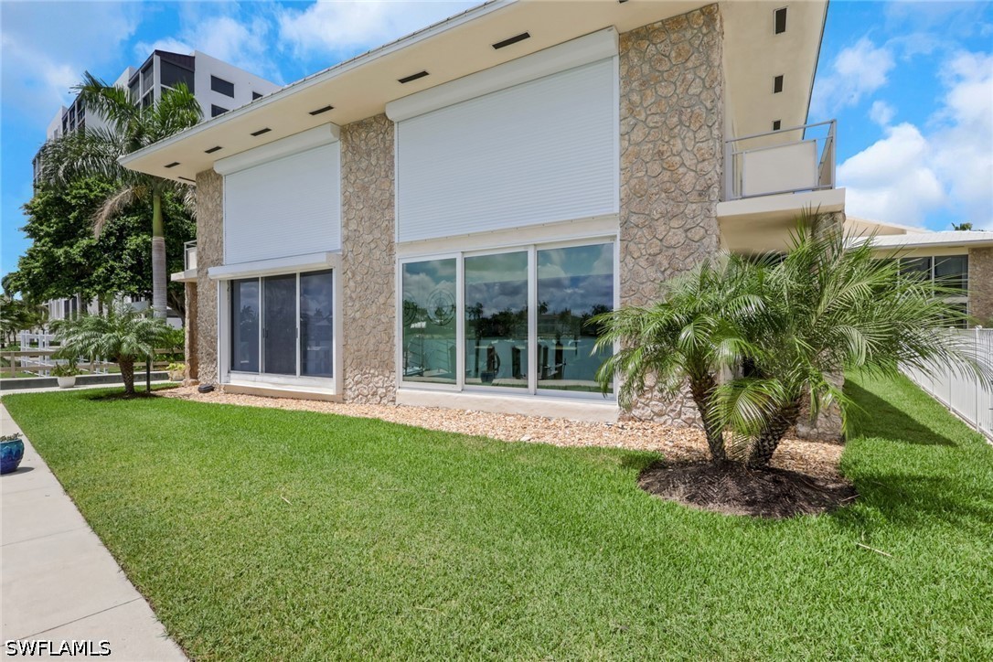 2 Bed Waterfront Home for Sale in Naples, FL, $799,999 — photo 26