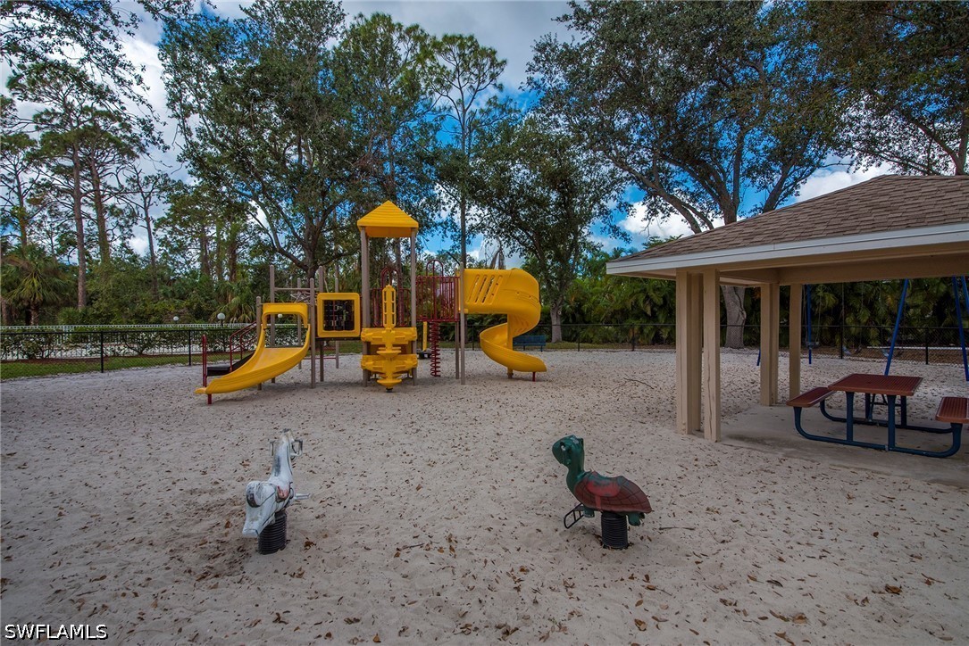 3 Bed Pool Home for Sale in Briarwood, FL, $12,000 — photo 26