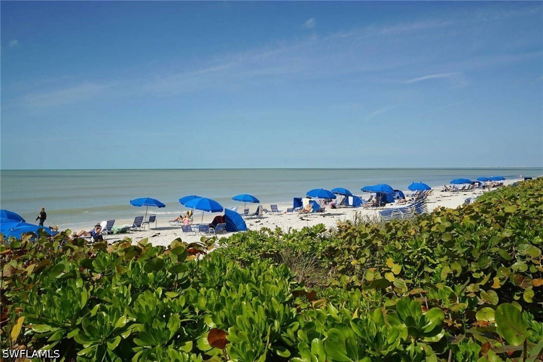 3 Bed Condominium for Sale in Naples, FL, $11,000 — photo 26