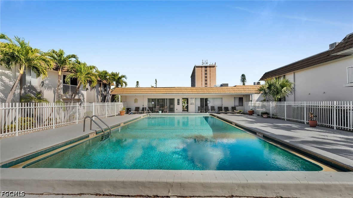 1 Bed Condominium for Sale in Green Tee Village, FL, $1,200 — photo 26