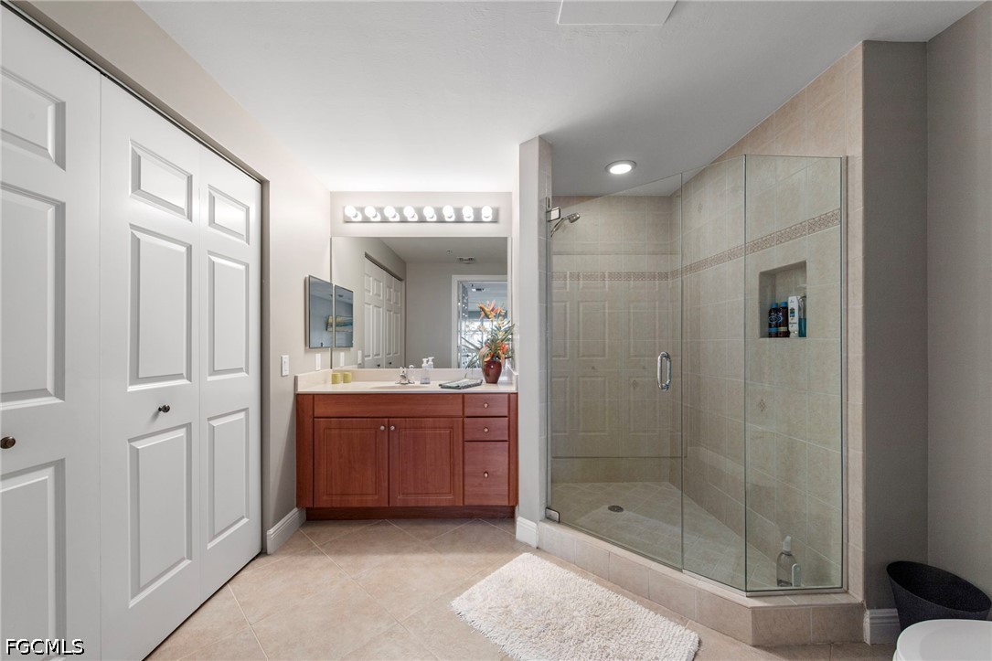 1 Bed Waterfront Home for Sale in St. Tropez, FL, $250,000 — photo 26
