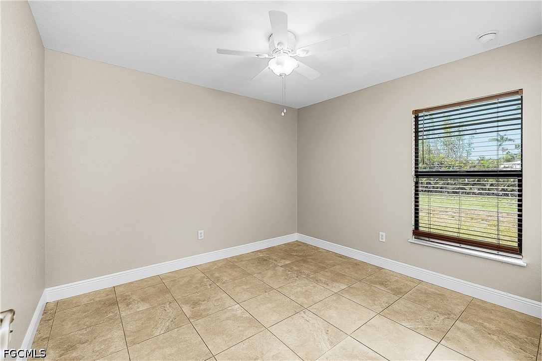 3 Bed Pool Home for Sale in Charlotte Shores, photo 26
