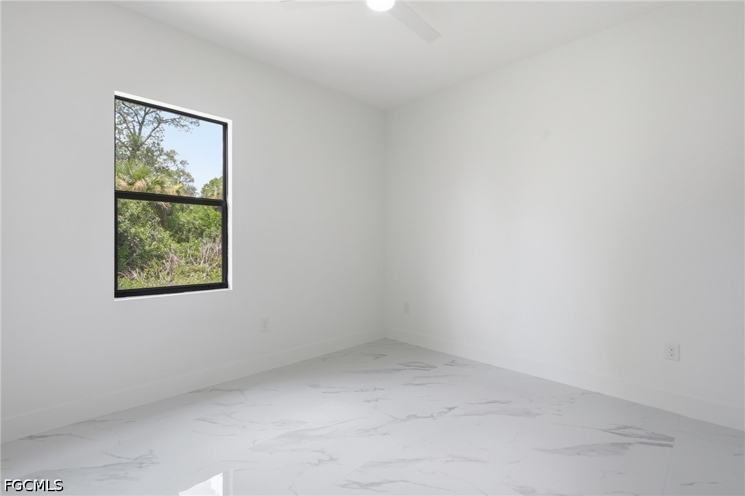 3 Bed SingleFamilyResidence for Sale in Port Labelle, photo 26