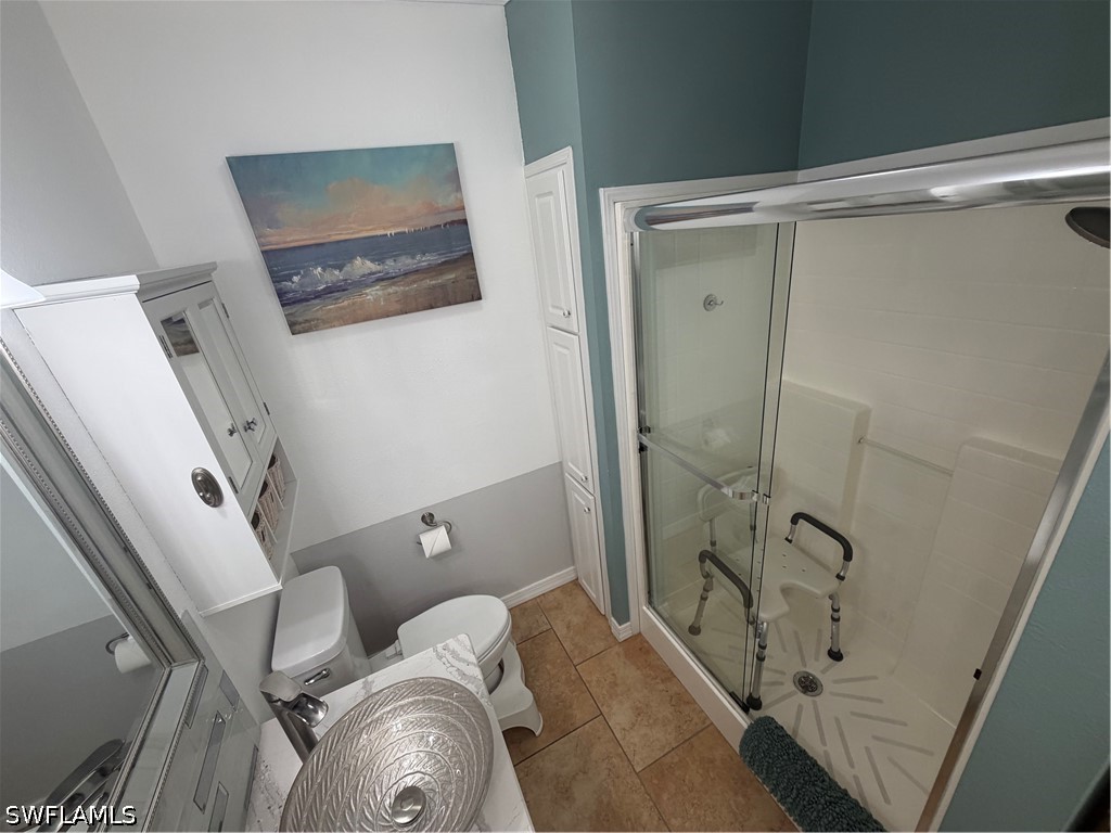 2 Bed SingleFamilyResidence for Sale in Fort Myers, photo 26