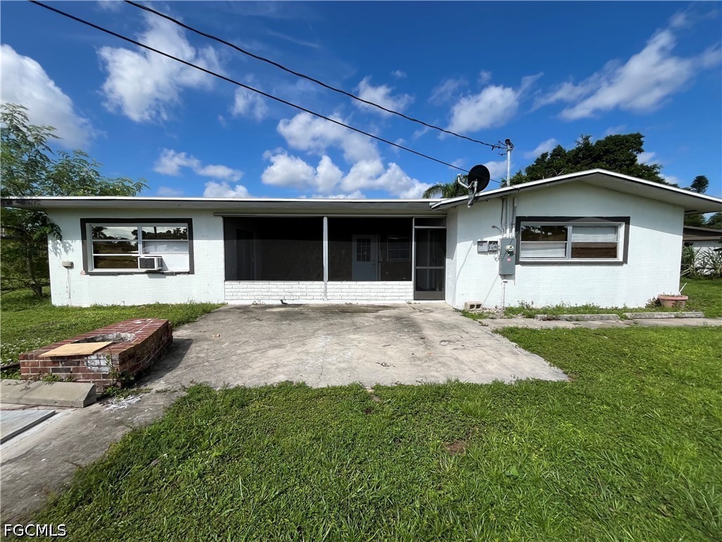 3 Bed SingleFamilyResidence for Sale in Fort Myers, photo 26