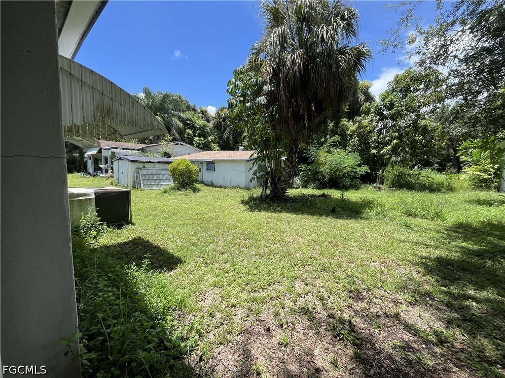 5 Bed Quadruplex for Sale in North Fort Myers, photo 26