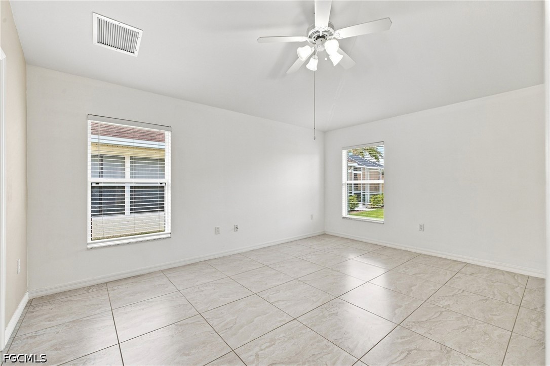 4 Bed SingleFamilyResidence for Sale in Town Lakes, photo 26