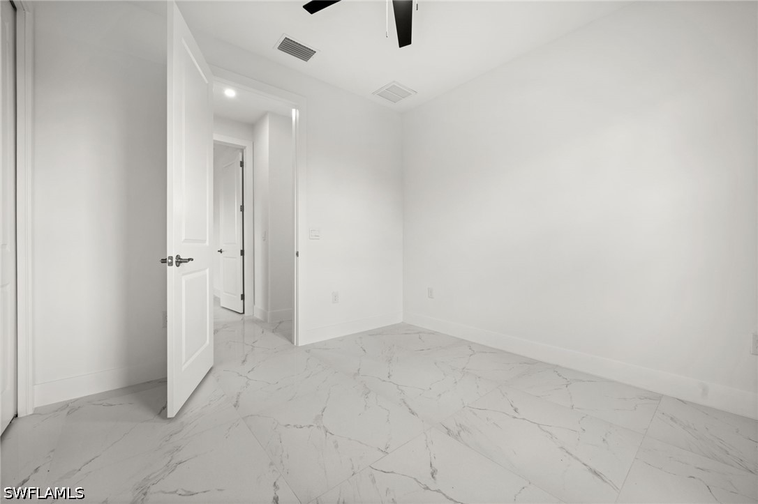 3 Bed SingleFamilyResidence for Sale in Lehigh Acres, photo 26