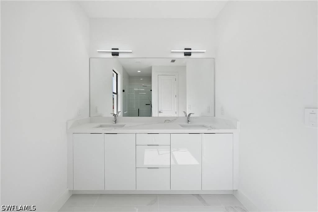 3 Bed SingleFamilyResidence for Sale in Lehigh Acres, photo 26
