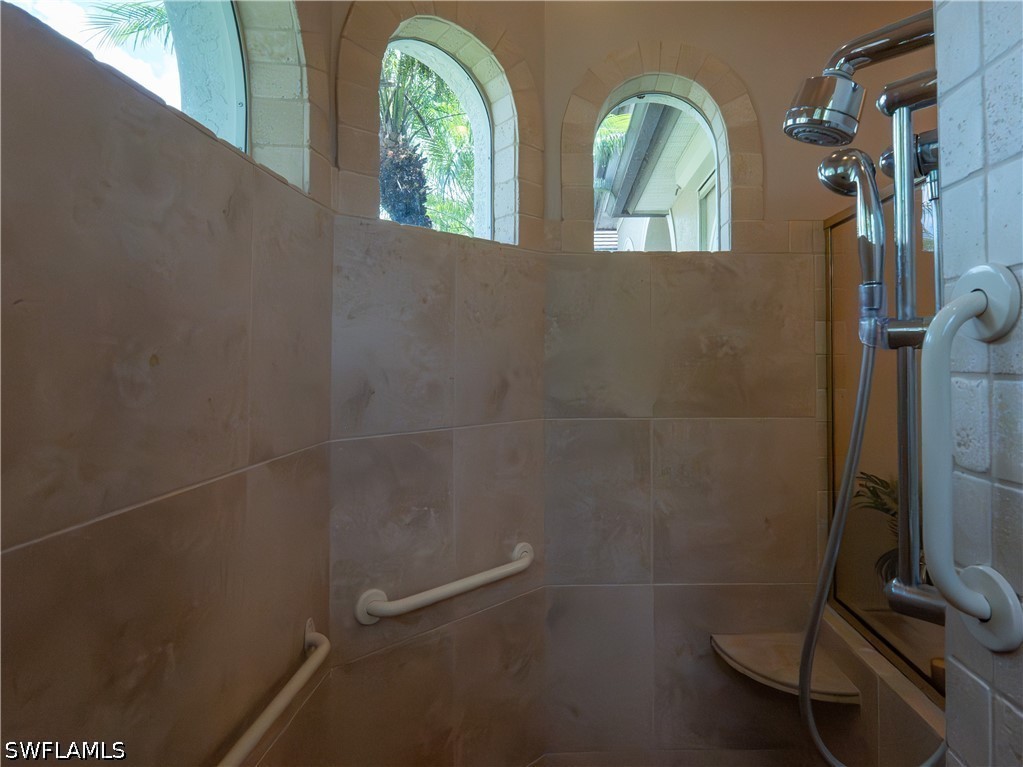 3 Bed Pool Home for Sale in Naples, photo 26