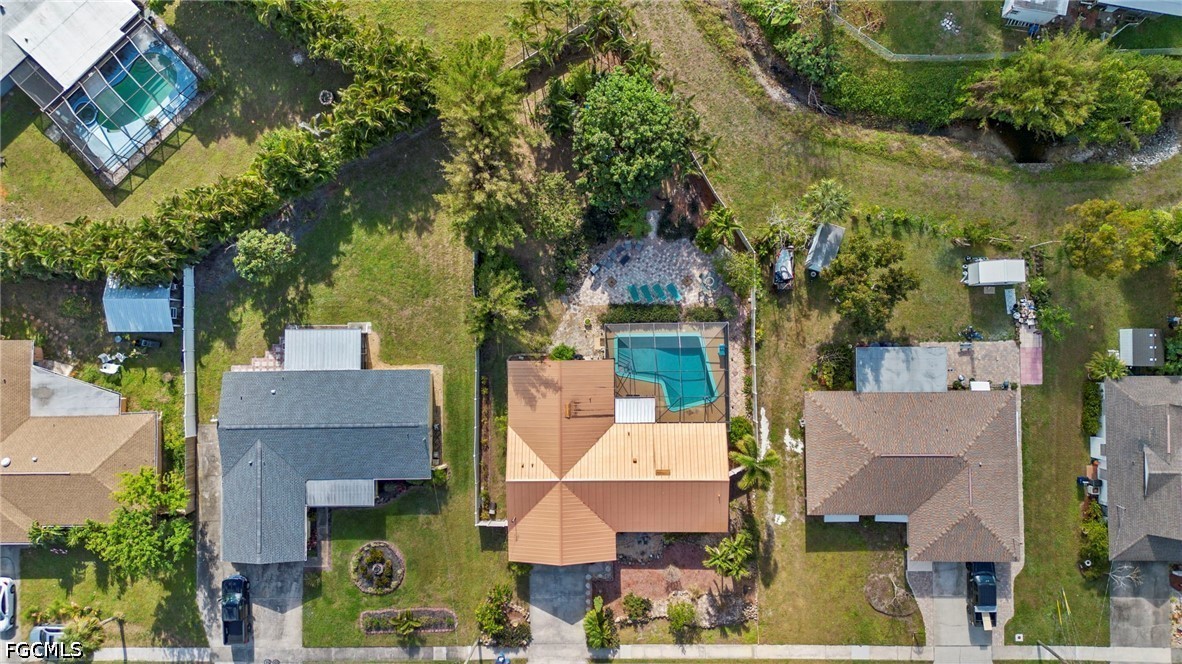3 Bed Pool Home for Sale in Cape Coral, photo 26
