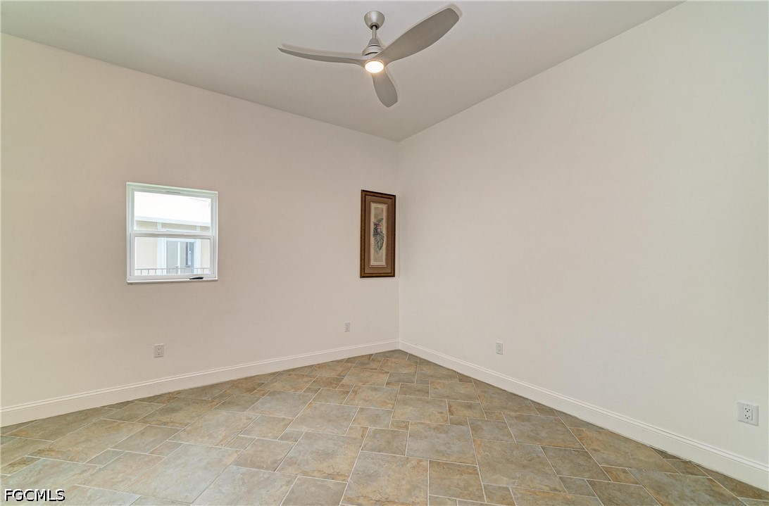 3 Bed Waterfront Home for Sale in Englewood, photo 26
