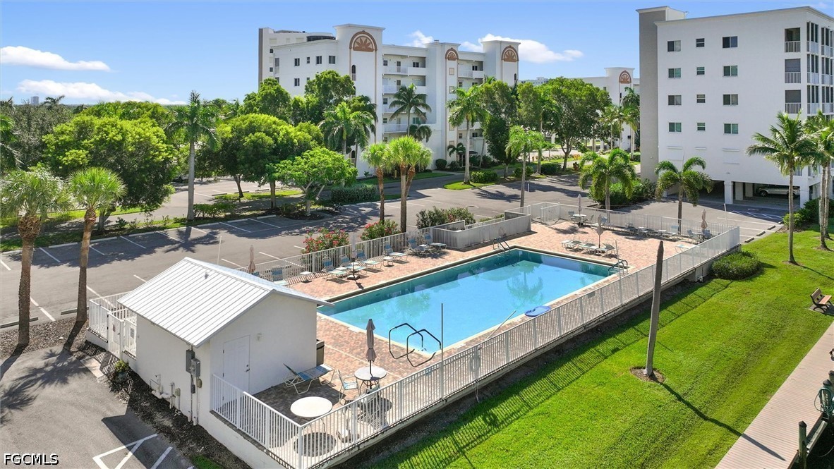 2 Bed Waterfront Home for Sale in Casa Marina, photo 26
