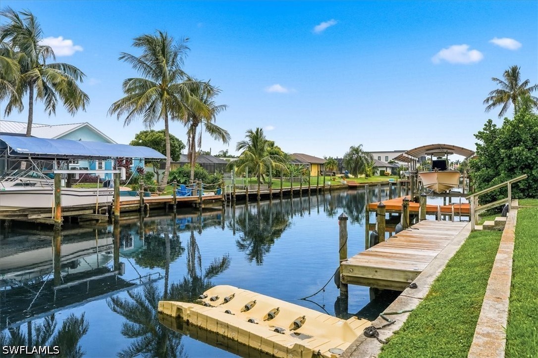 2 Bed Waterfront Home for Sale in Cape Coral, photo 26