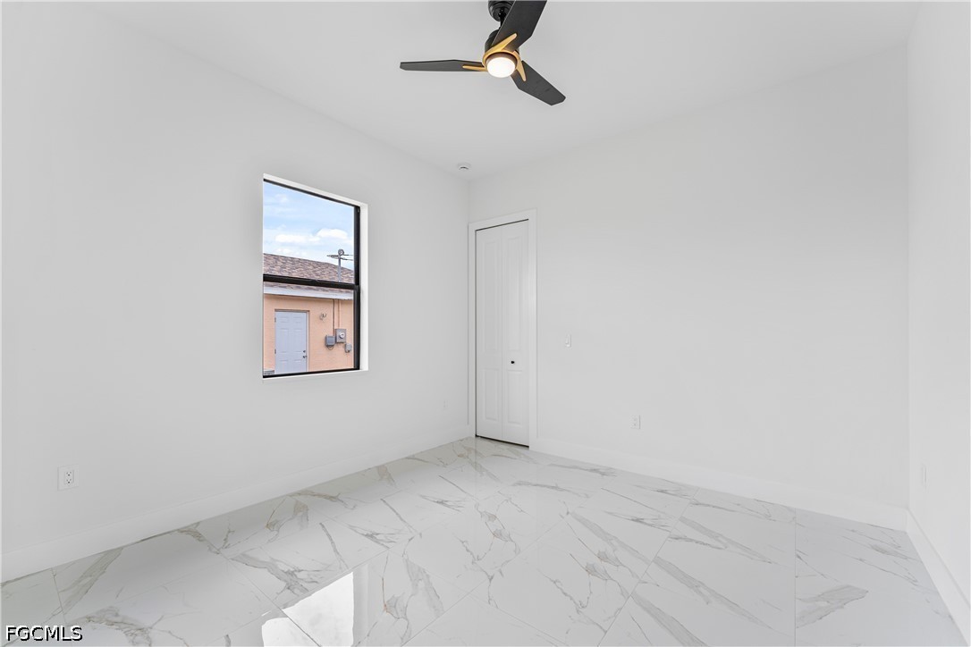 4 Bed SingleFamilyResidence for Sale in Lehigh Acres, photo 26