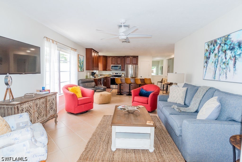 3 Bed Pool Home for Sale in Naples Park, photo 26
