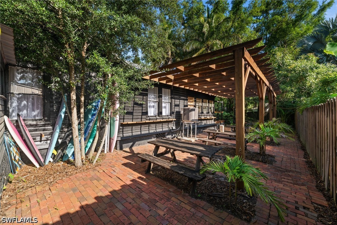 3 Bed SingleFamilyResidence for Sale in Dean Park, photo 26