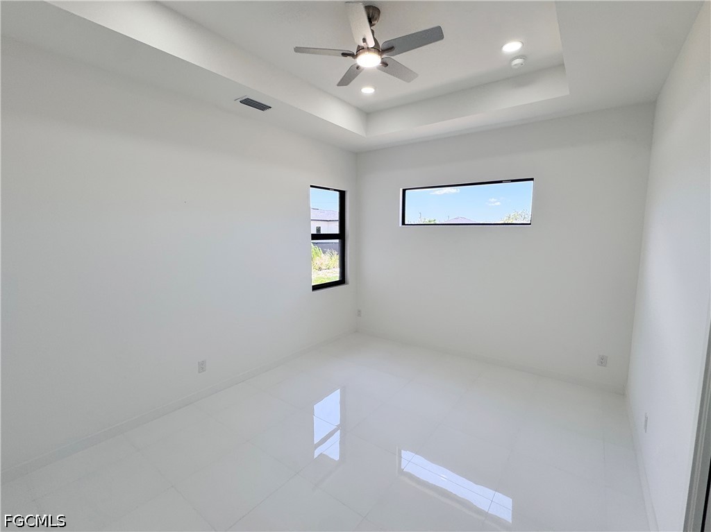 4 Bed SingleFamilyResidence for Sale in Cape Coral, photo 26