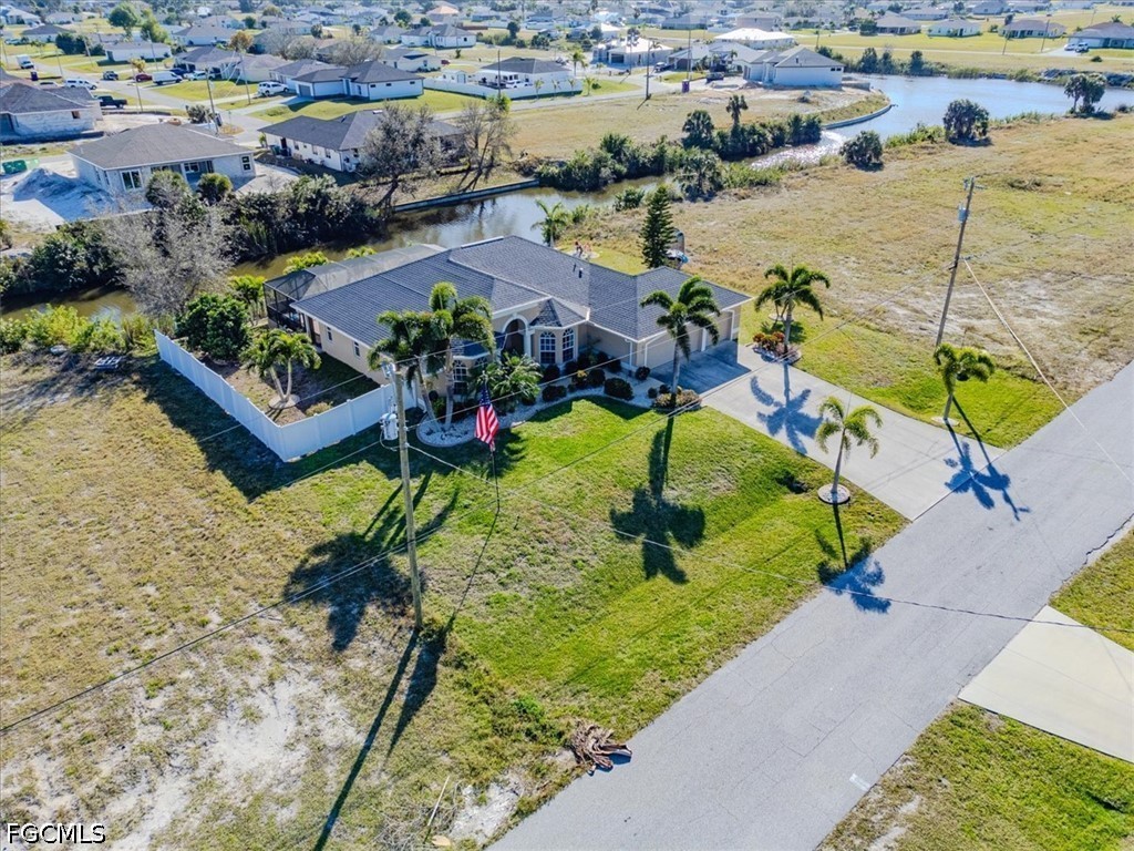 3 Bed Pool Home for Sale in Cape Coral, photo 26