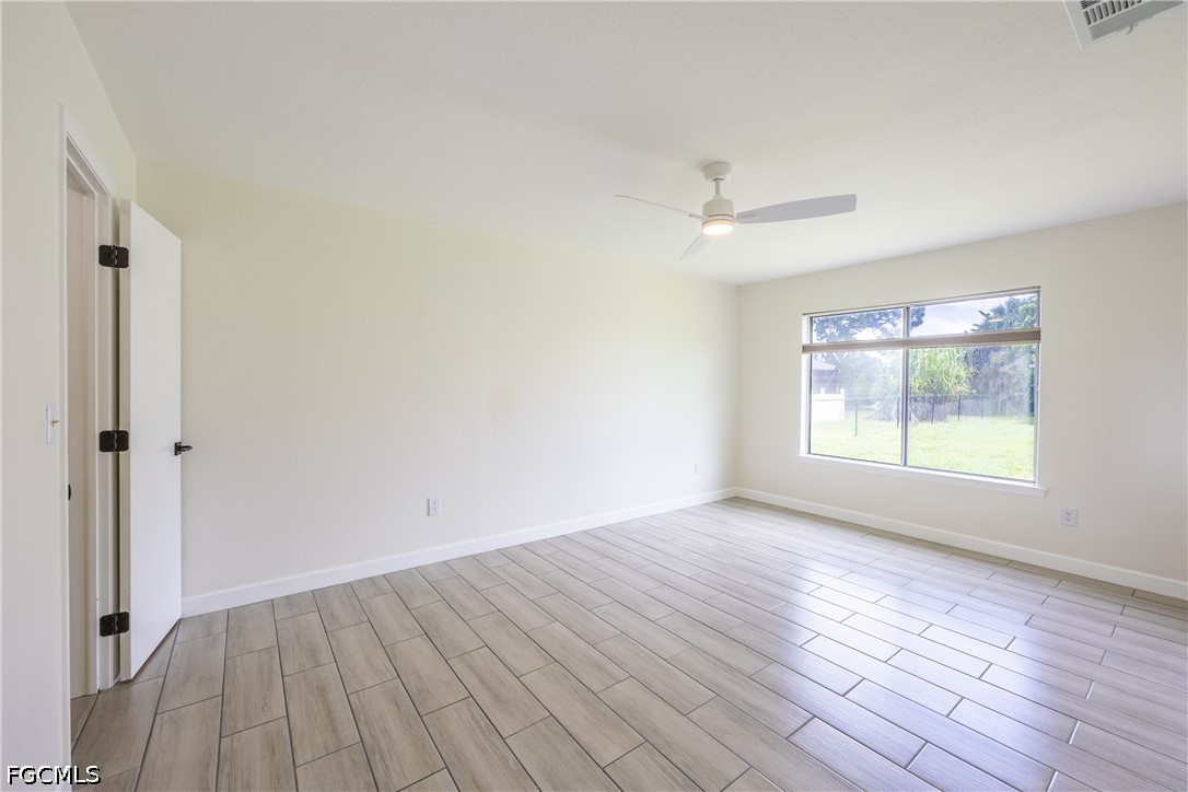 2 Bed Waterfront Home for Sale in Port Charlotte, photo 26