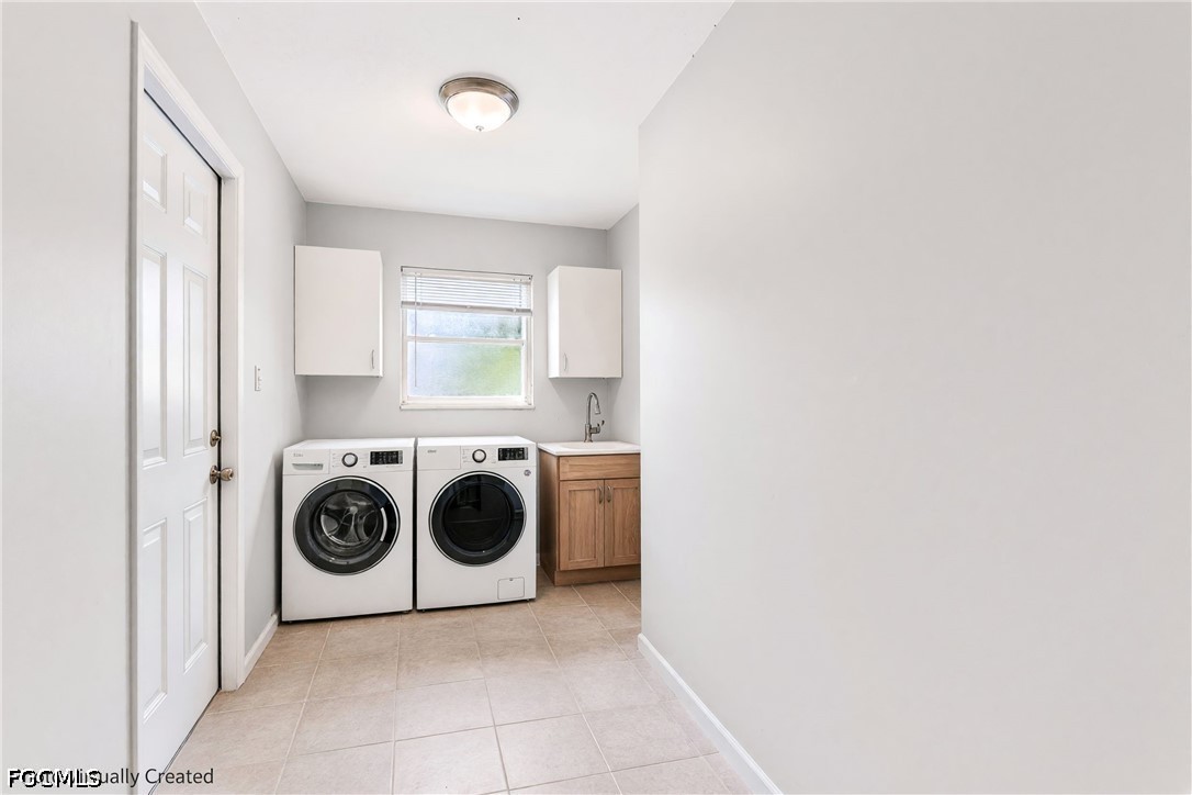 3 Bed Pool Home for Sale in Cape Coral, photo 26