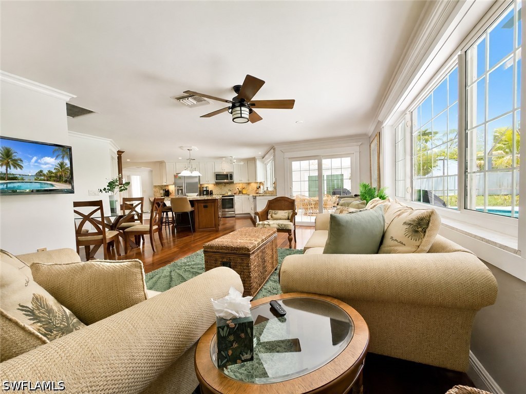 4 Bed Pool Home for Sale in Moorings, photo 26