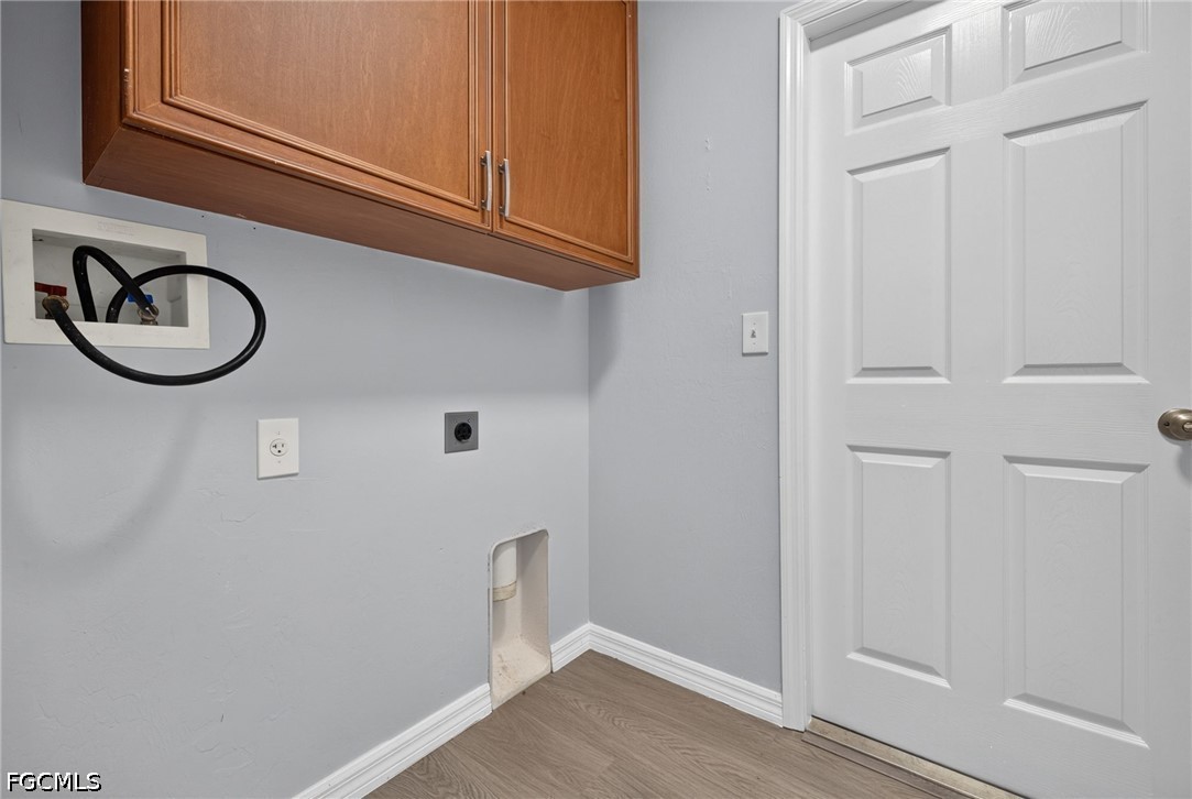 3 Bed SingleFamilyResidence for Sale in Lehigh Acres, photo 26