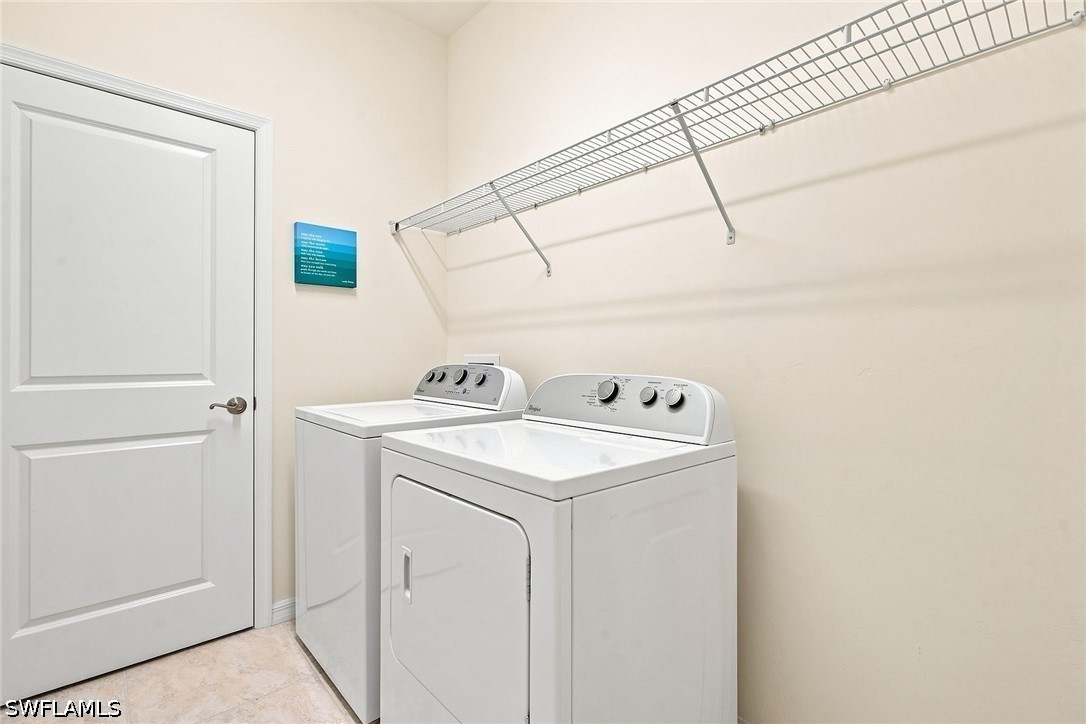 2 Bed Waterfront Home for Sale in Naples, photo 26