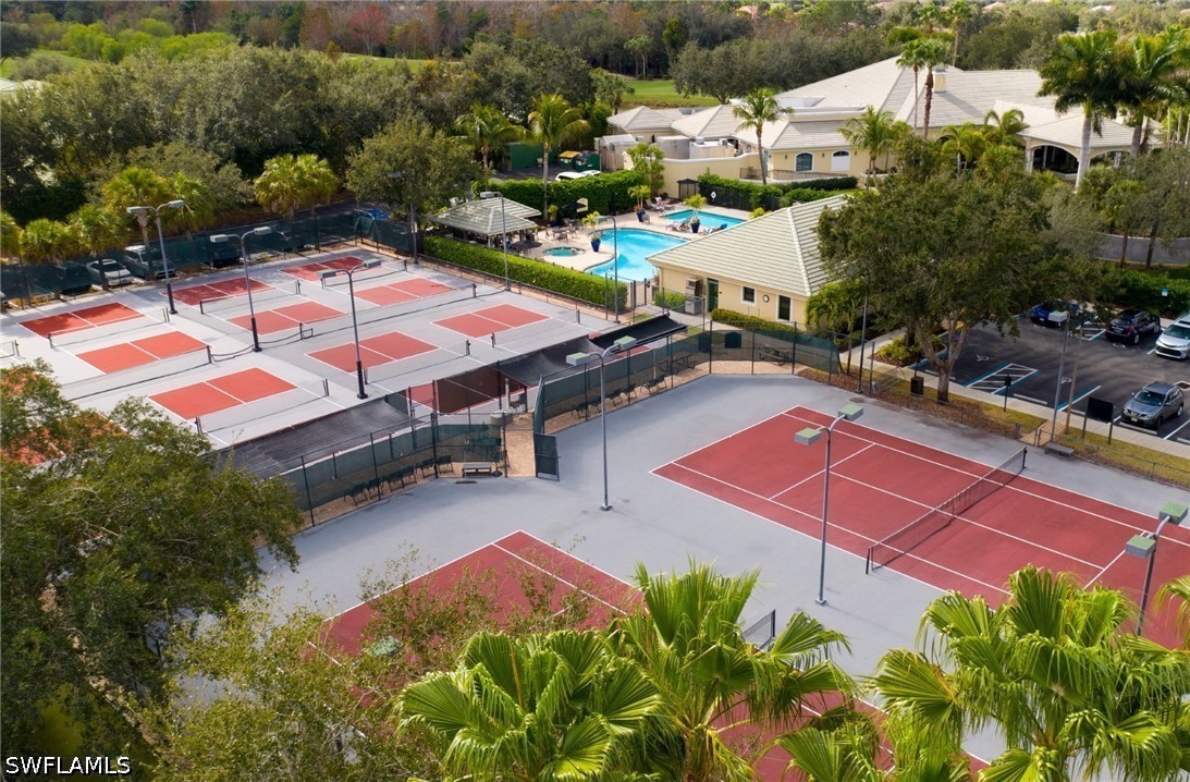 3 Bed SingleFamilyResidence for Sale in Naples, photo 26
