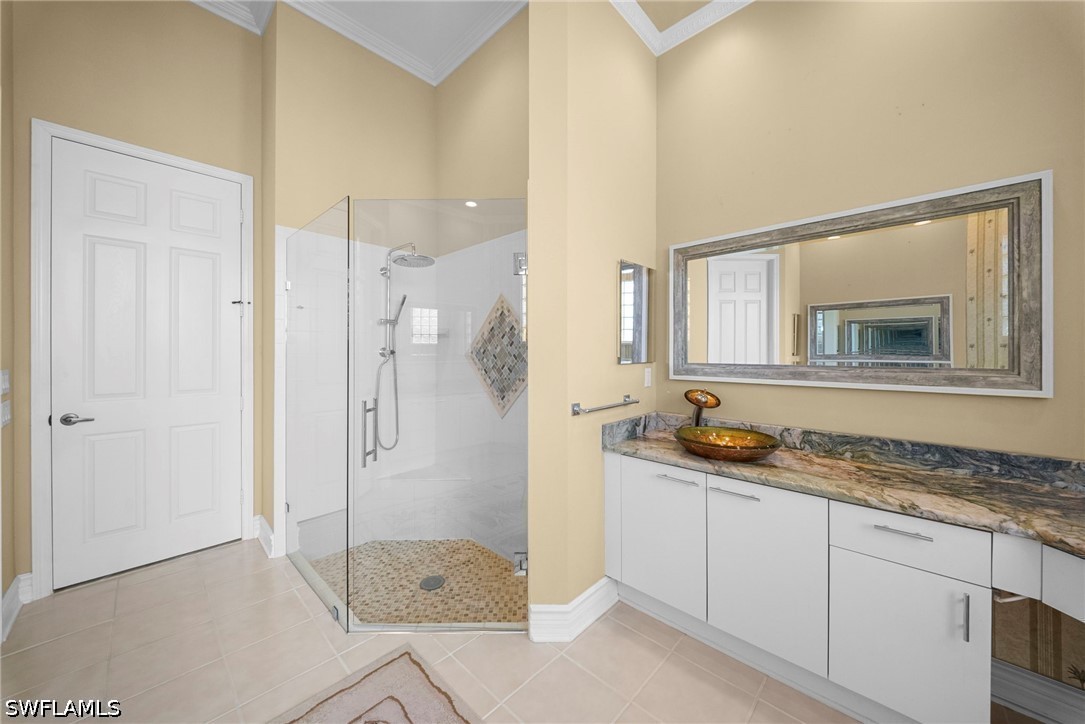 4 Bed Waterfront Home for Sale in Naples, photo 26