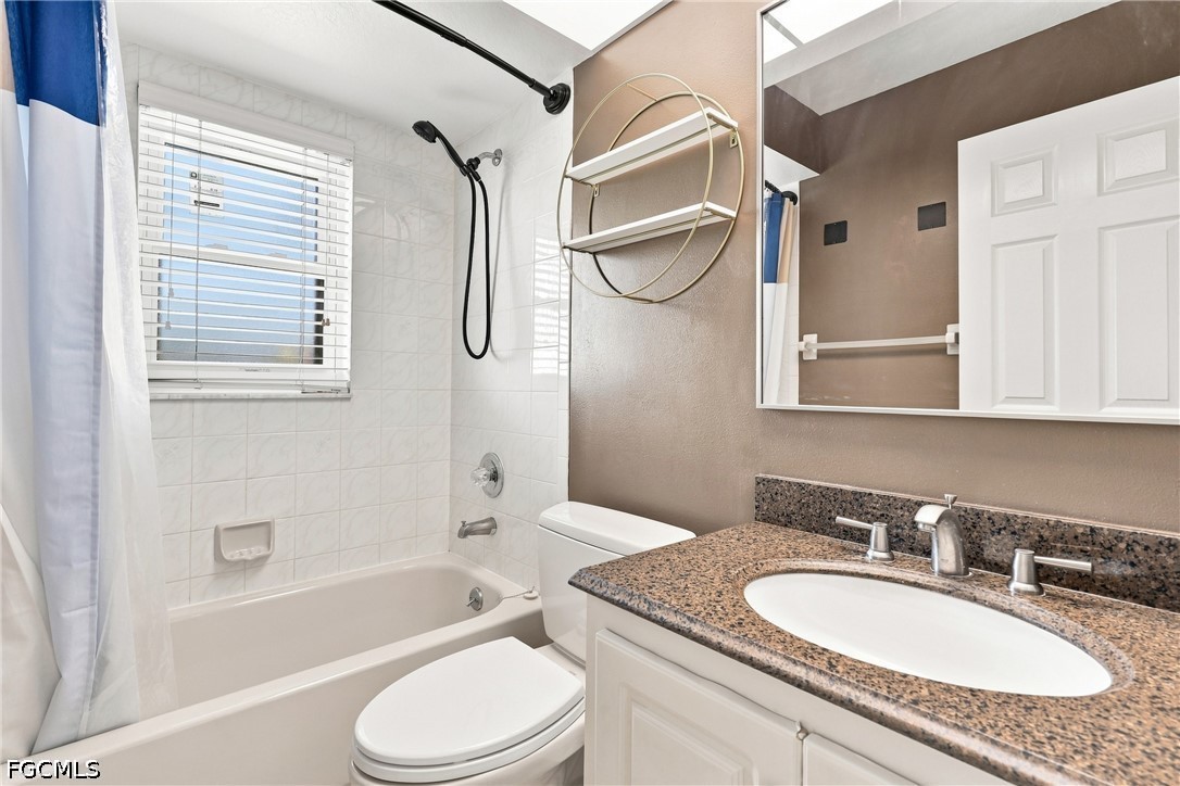 3 Bed SingleFamilyResidence for Sale in Cape Coral, photo 26