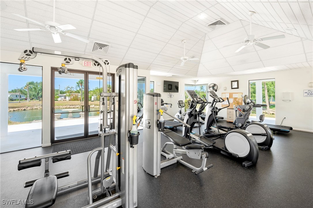2 Bed ManufacturedHome for Sale in Old Bridge Village, FL — photo 27