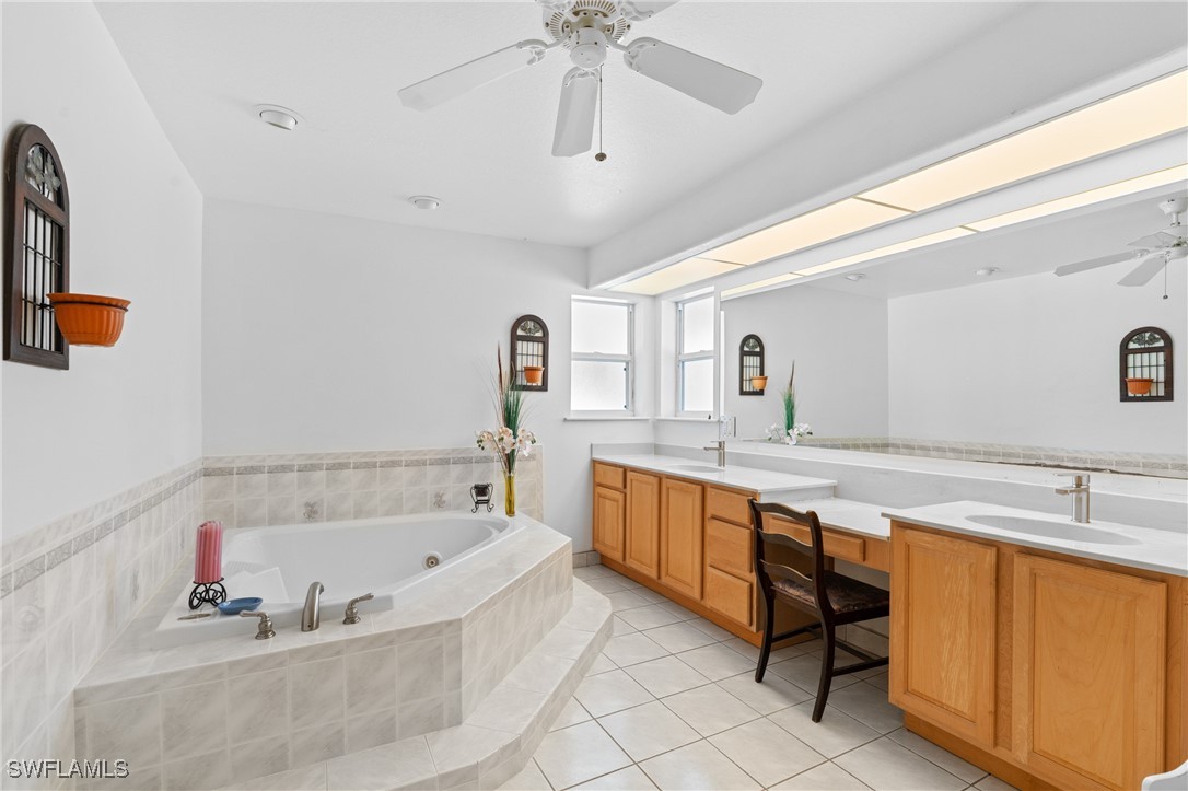 3 Bed SingleFamilyResidence for Sale in North Fort Myers, photo 27