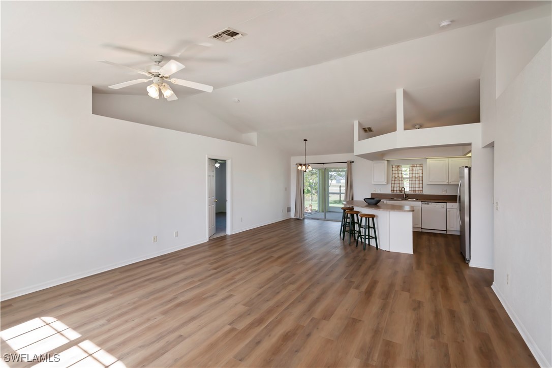 4 Bed SingleFamilyResidence for Sale in Cape Coral, photo 27