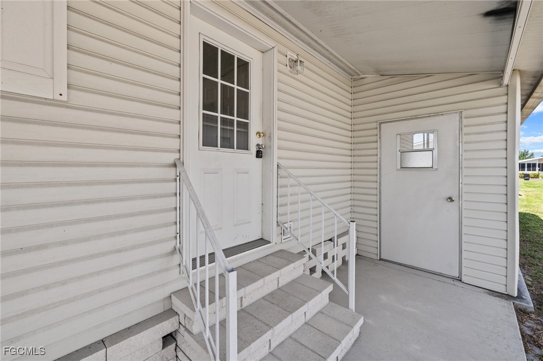 2 Bed ManufacturedHome for Sale in Fort Myers, FL, $89,000 — photo 27