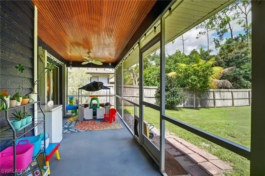 3 Bed SingleFamilyResidence for Sale in Naples, photo 27
