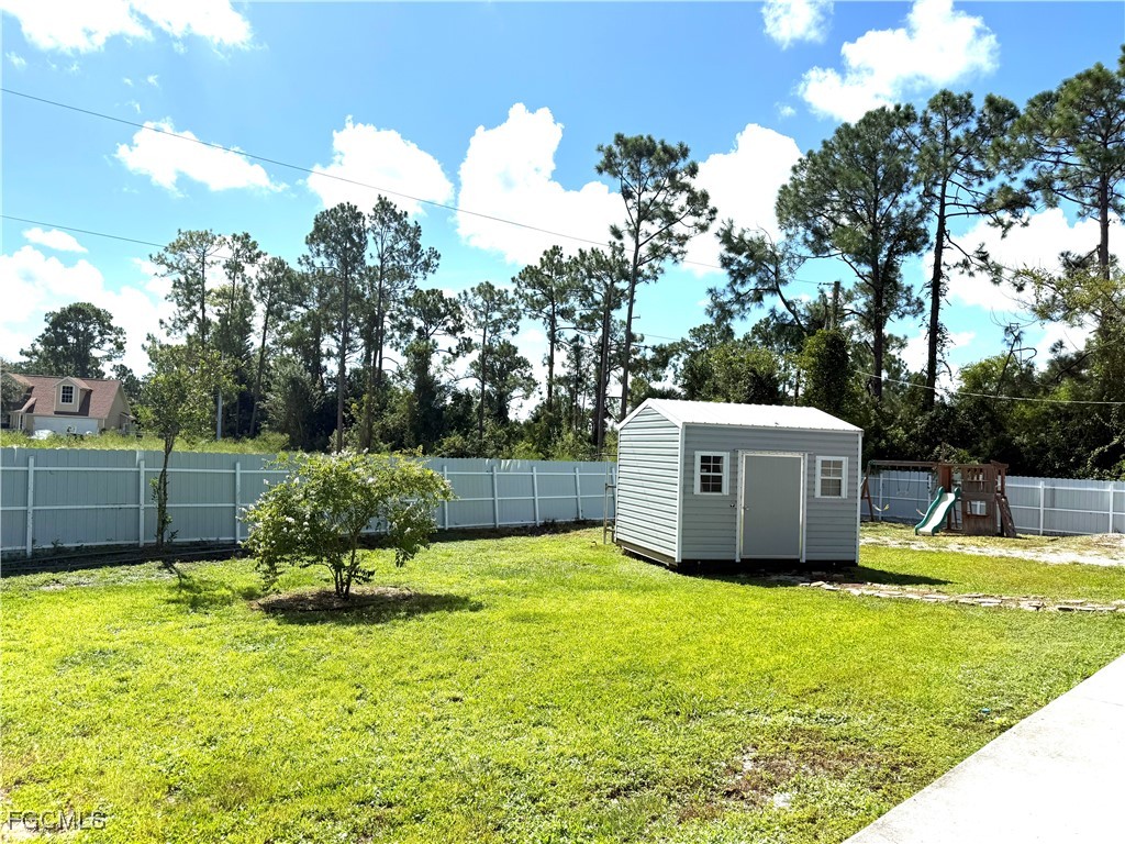 4 Bed SingleFamilyResidence for Sale in Lehigh Acres, FL — photo 27