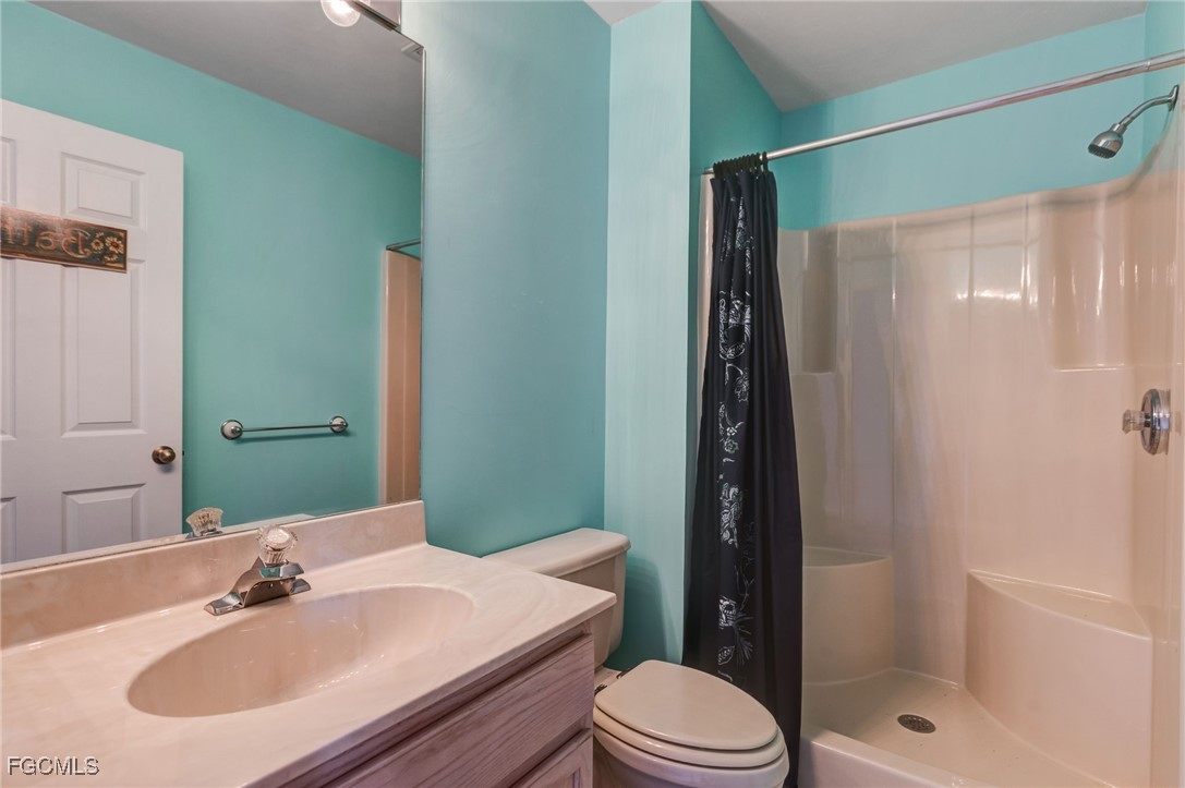 3 Bed SingleFamilyResidence for Sale in Fort Myers, FL — photo 27