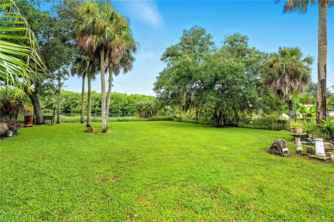 3 Bed Waterfront Home for Sale in North Fort Myers, photo 27