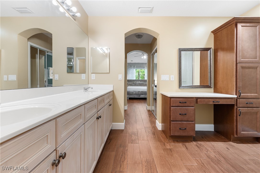 3 Bed Townhouse for Sale in Colonnade At Forum, FL, $299,999 — photo 27