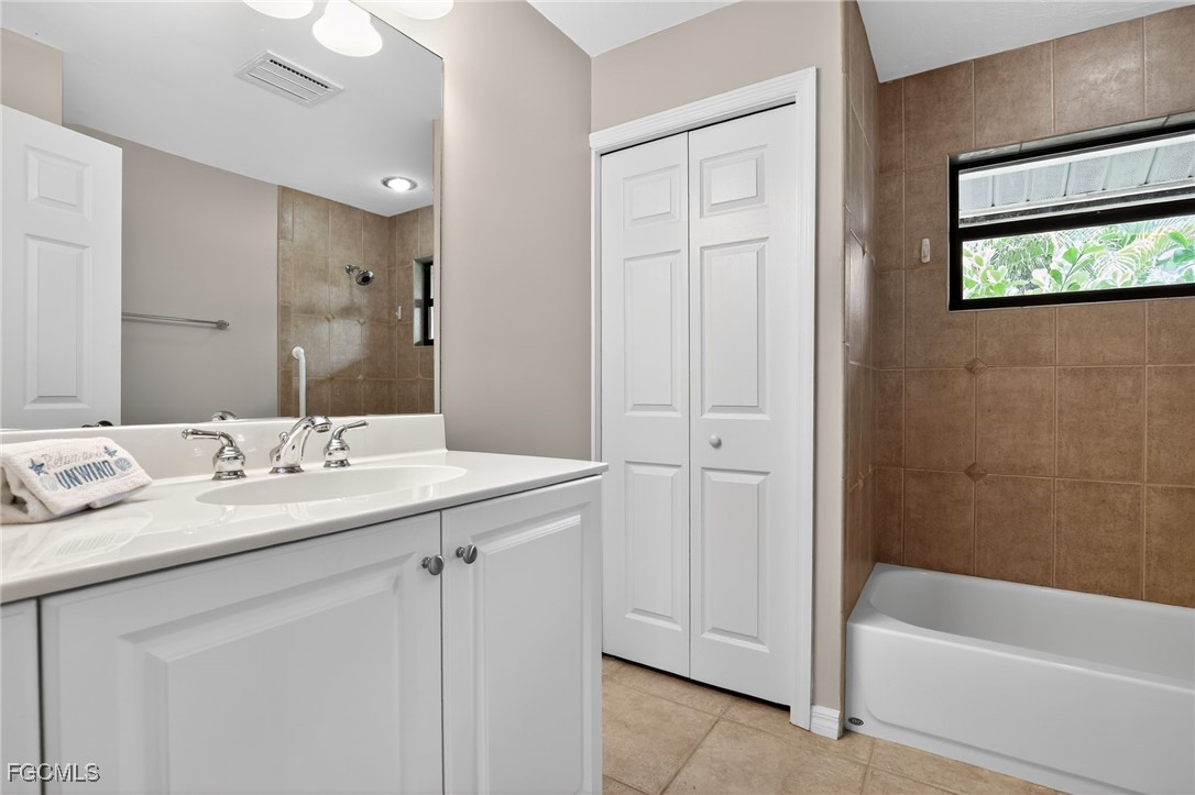 3 Bed Pool Home for Sale in Spanish Wells, photo 27