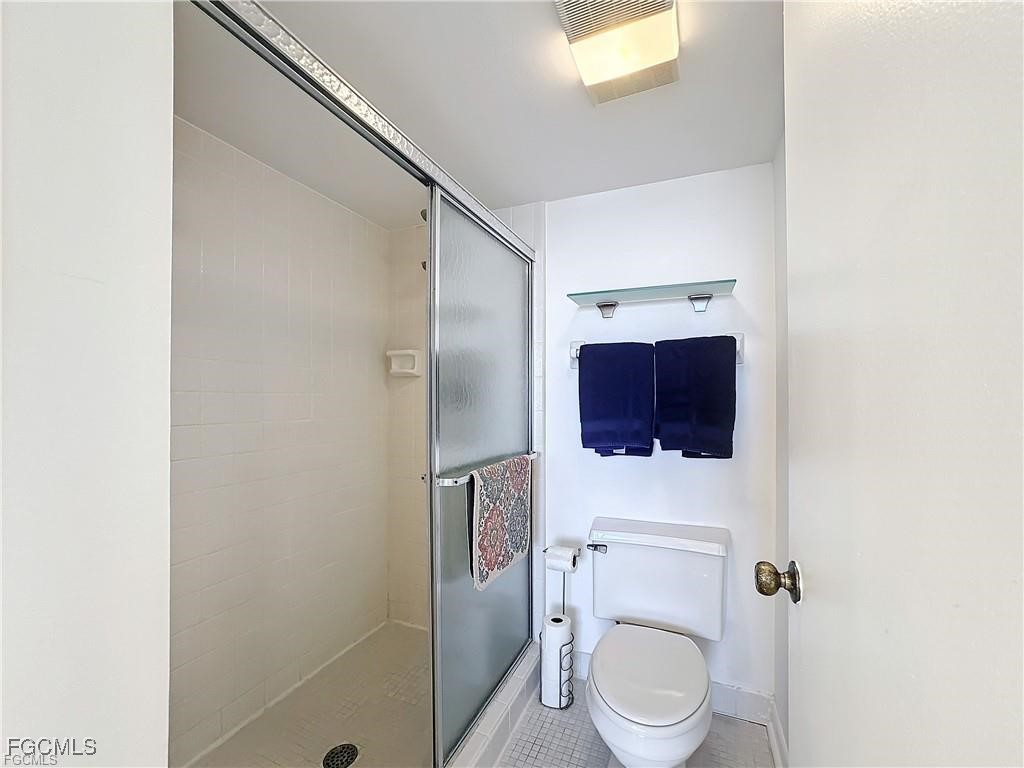 2 Bed Waterfront Home for Sale in The Palms Of Bay Beach, FL — photo 27