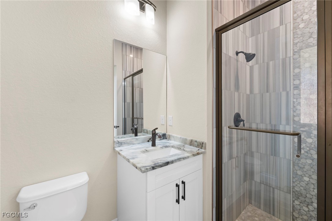 3 Bed SingleFamilyResidence for Sale in Lehigh Acres, photo 27