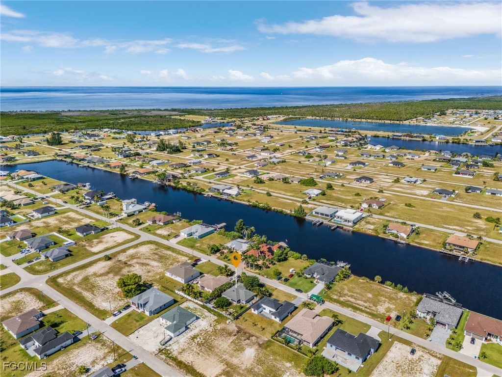 4 Bed SingleFamilyResidence for Sale in Cape Coral, photo 27