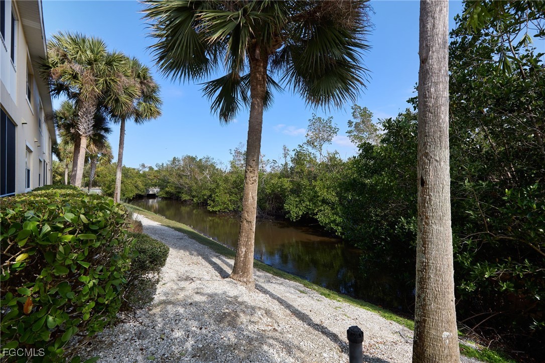 3 Bed Waterfront Home for Sale in Lucaya, FL, $380,000 — photo 27