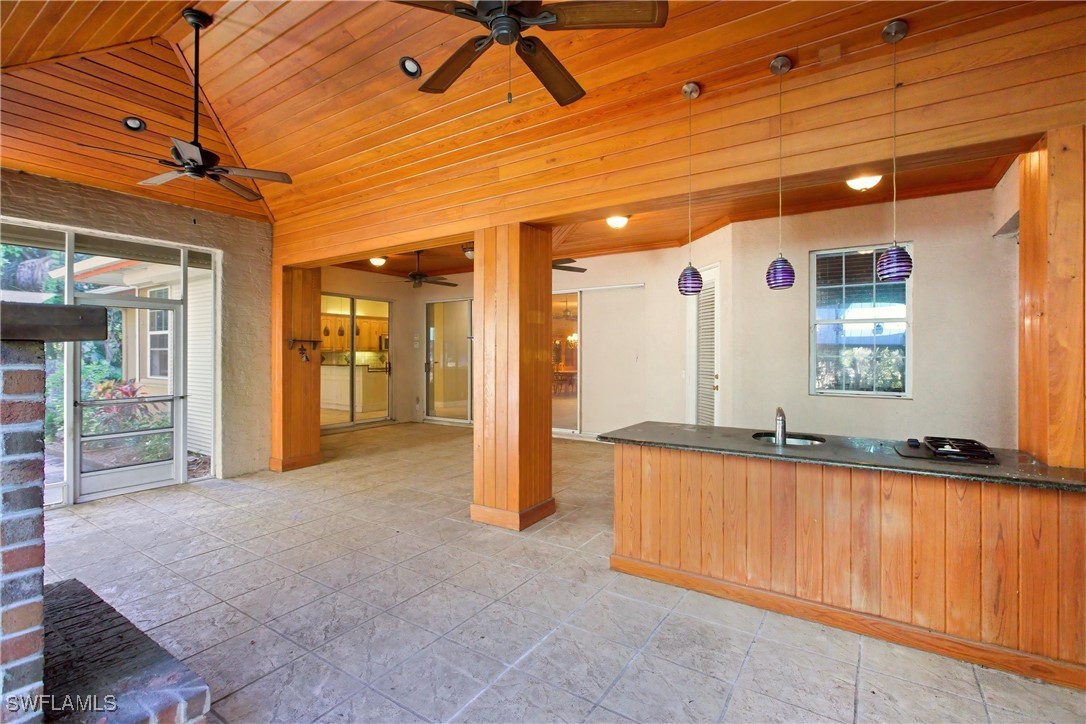 3 Bed SingleFamilyResidence for Sale in Naples, photo 27