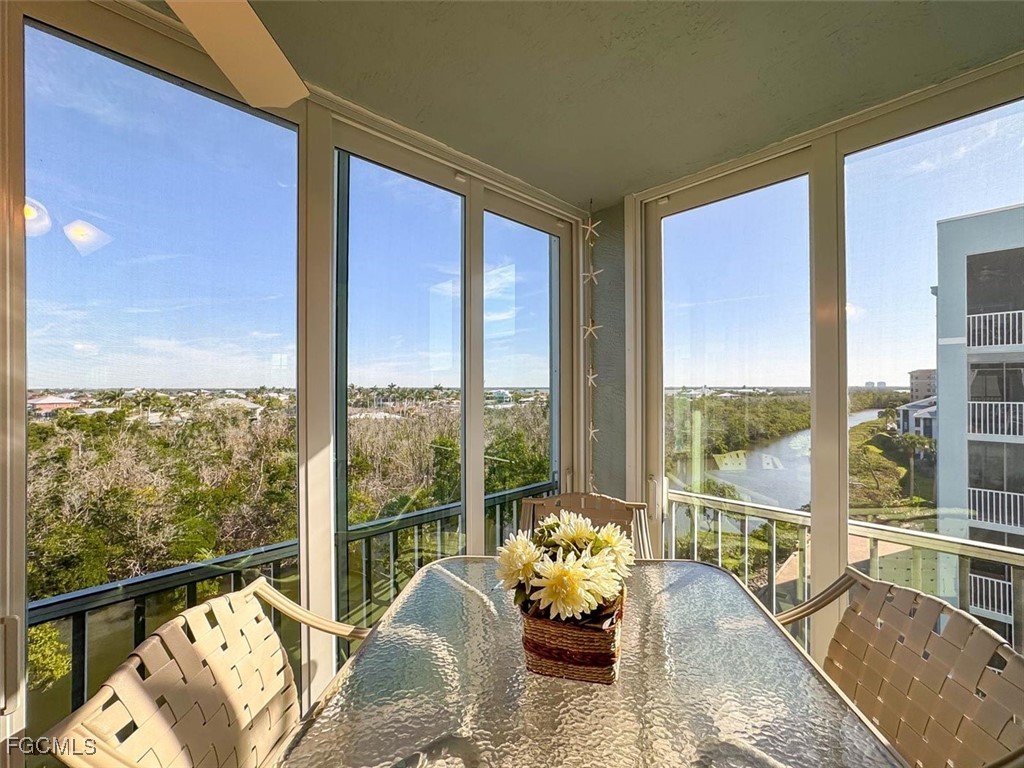 2 Bed Waterfront Home for Sale in Captains Bay South, FL — photo 27