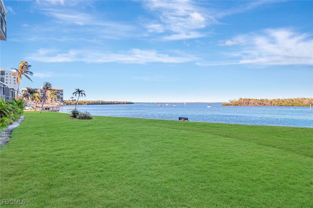 2 Bed Waterfront Home for Sale in The Palms Of Bay Beach, FL — photo 27