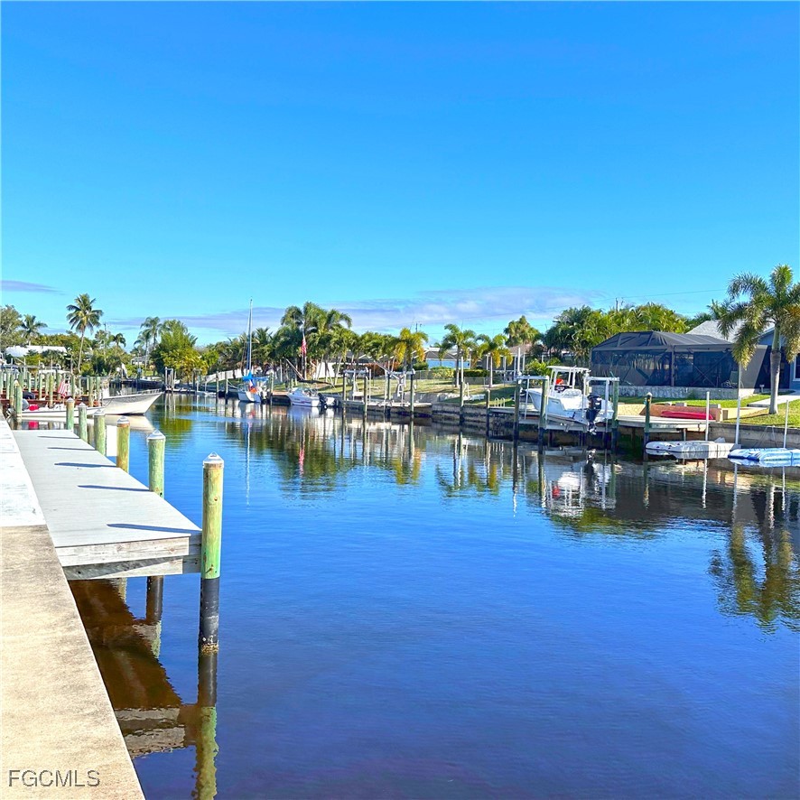 2 Bed Waterfront Home for Sale in Mark I, photo 27