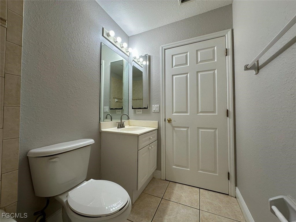 3 Bed Waterfront Home for Sale in Cape Coral, FL, $289,000 — photo 27